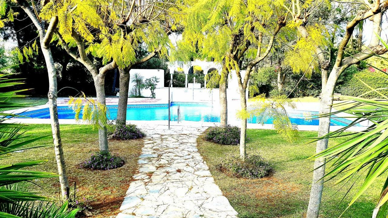 フエンヒロラApartamento Con Vistas Al Campo De Golf Y Piscinaアパートメント エクステリア 写真